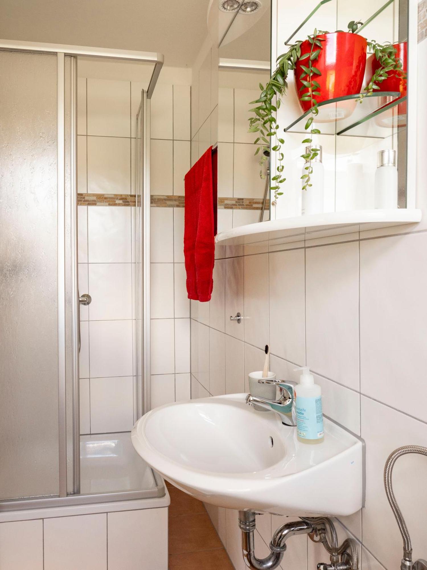 Hinterland Hostel Ратен Стая снимка